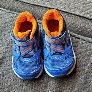 Saucony boys Baby Ride Kids Athletic Shoes 5.5 W Blue And Orange
